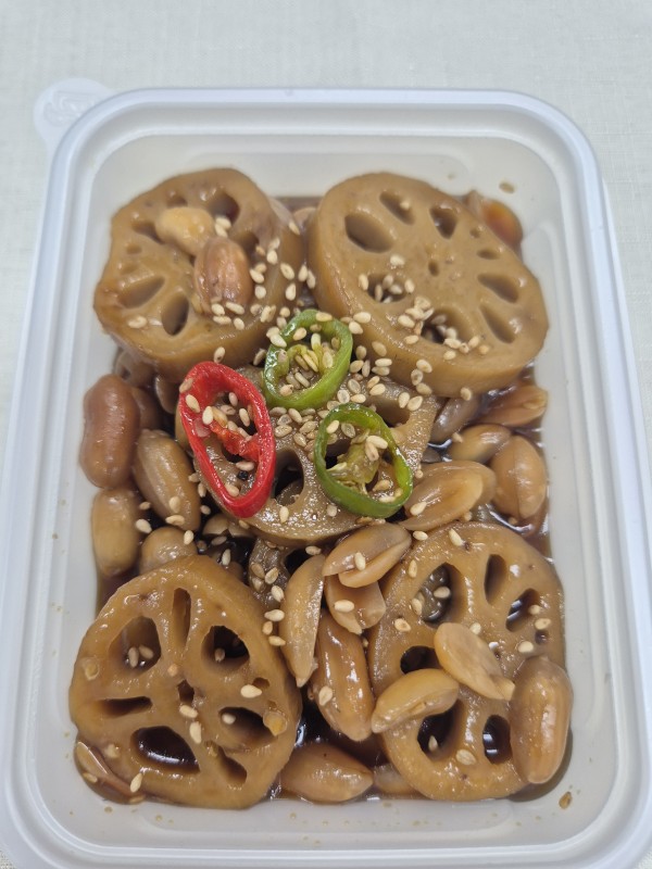 땅콩연근조림